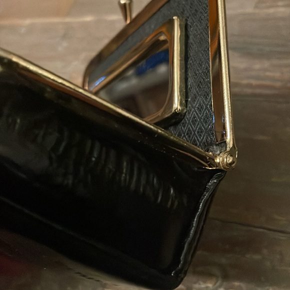 Vintage Eel Skin Cosmetic Kisslock Wallet with Matching Lipstick Case🖤 - Picture 6 of 15